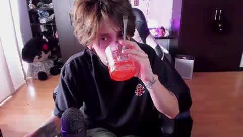 xIce Boy online show from March 9, 3:16 pm