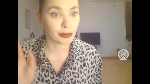 AliceinWonderland online show from January 22, 9:54 pm