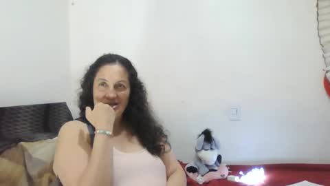 Snapshot of xime5144838 chatting on March 3, 1:21 am Ximena online show from March 3, 1:21 am