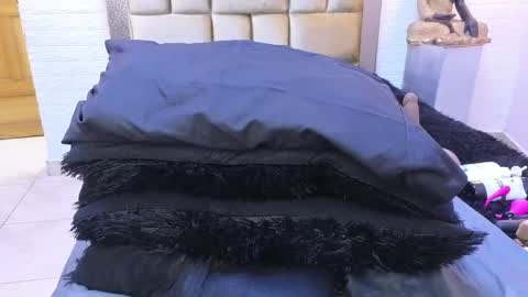 ximena online show from February 26, 4:30 am