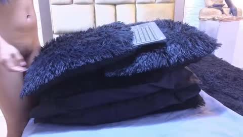 ximena online show from February 25, 10:26 am