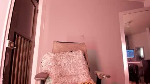 xmistresspervet online show from October 25, 9:37 pm