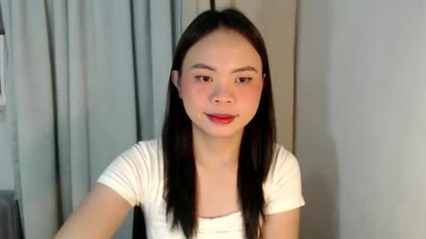 nathalie online show from February 17, 4:11 am