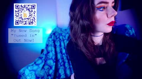 Bella Bondai online show from May 7, 7:26 am