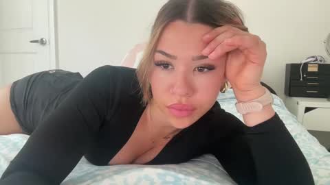 Snapshot of xoxocarly chatting on October 20, 6:46 pm NEW CarlyXO online show from October 20, 6:46 pm