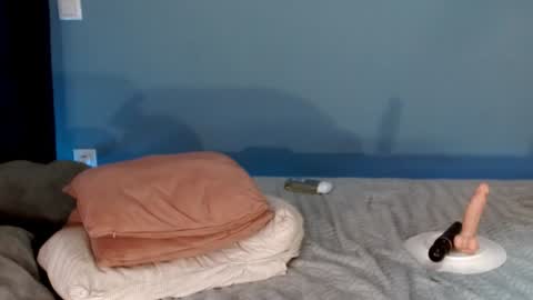 AnnaMaee online show from December 20, 3:36 am