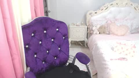 Cleo de nile online show from February 25, 9:57 am