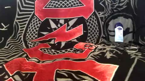 Snapshot of xslashmex chatting on September 22, 1:04 pm XslashmeX online show from September 22, 1:04 pm