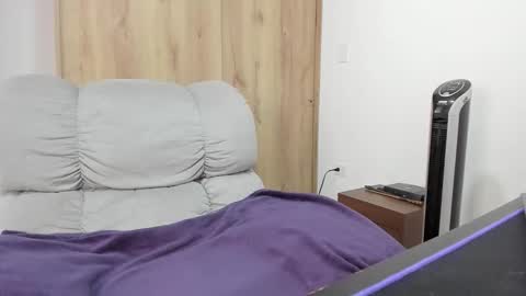 Hellen Sofia instagram hellen5546 online show from March 3, 8:05 pm