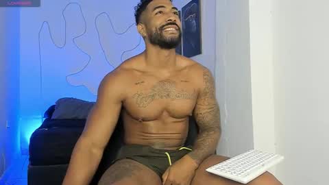 Stipp3r online show from October 20, 1:27 pm