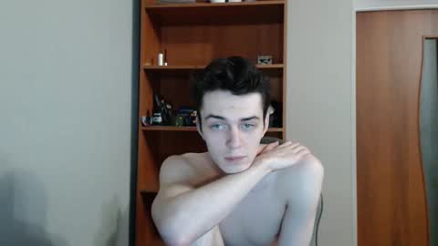 traqqq online show from September 9, 8:20 pm