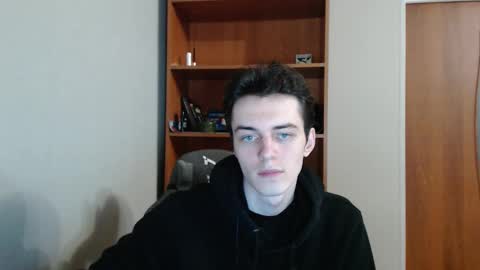 traqqq online show from September 20, 9:18 pm