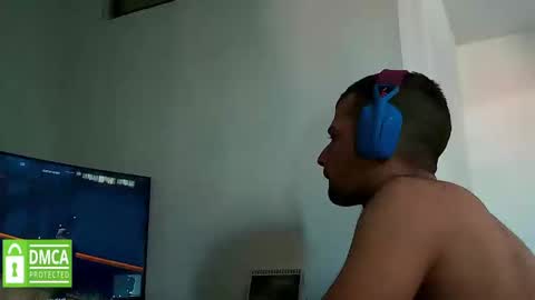 xuyeeg online show from February 20, 9:42 pm