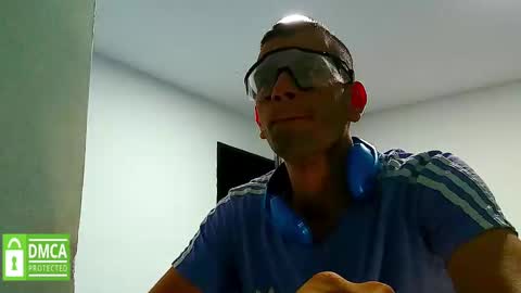 xuyeeg online show from February 16, 1:25 am