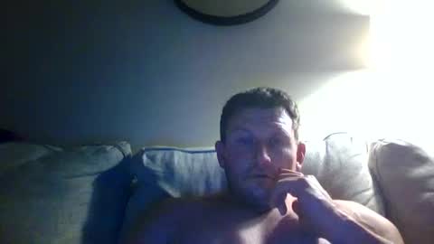 Snapshot of xxedgemaster101 chatting on February 16, 8:10 am xxedgemaster101 online show from February 16, 8:10 am