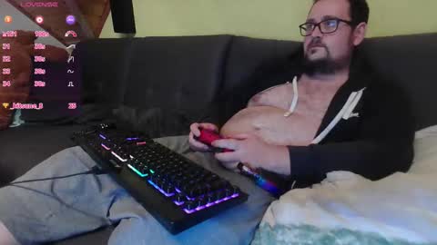 xxevoker online show from September 22, 8:24 pm