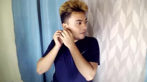 Loyd online show from November 1, 8:19 pm