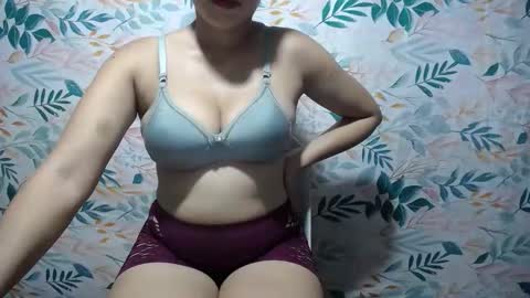 xxhott_ online show from December 2, 9:07 am