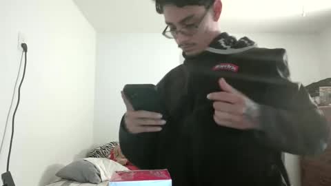 XxJasoneecxX online show from February 25, 10:53 pm