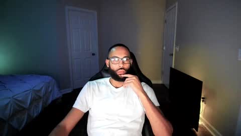 xxlrollingpapers online show from September 17, 12:14 am