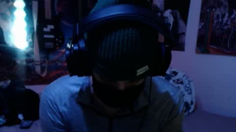 David Fox online show from April 13, 4:06 am