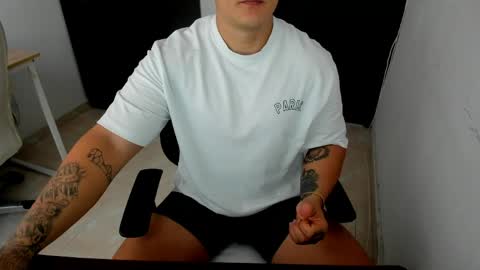xxx_3d online show from June 4, 7:42 pm