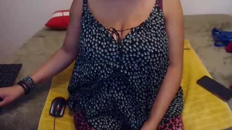 Ayanda online show from February 17, 4:28 pm