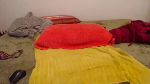 Ayanda online show from January 16, 5:00 pm