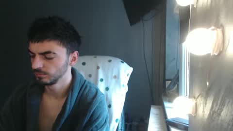 xxxdonpuiuuxxx online show from December 1, 9:18 am