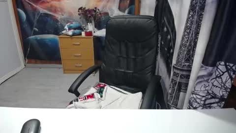 Lana online show from November 12, 8:11 pm