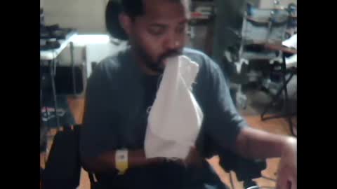 xxxonwheelz online show from September 11, 7:26 pm