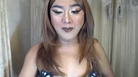 xxxsucksassygirl4u online show from April 18, 7:43 am