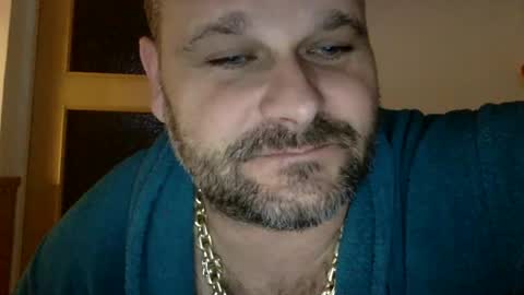 Snapshot of xyloreto80 chatting on January 7, 10:41 pm xyloreto80 online show from January 7, 10:41 pm