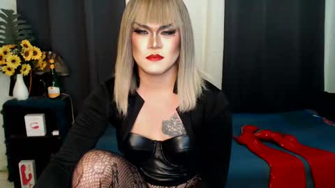 QueenMarina online show from February 23, 1:46 am