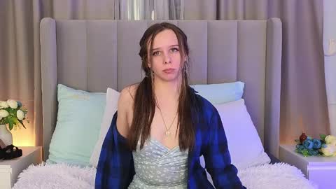 ya_siro online show from April 5, 9:12 pm