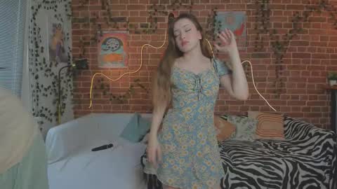 Snapshot of yami_yami_yami chatting on October 15, 1:56 pm Mia and Andry  online show from October 15, 1:56 pm