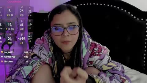 yan_nyan online show from December 14, 1:27 am