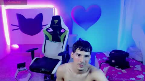 DANILO P online show from October 10, 5:19 pm