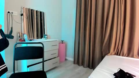 Yana online show from January 31, 9:23 pm