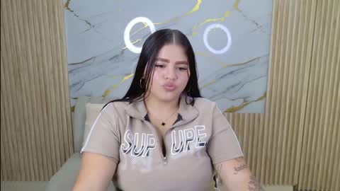 Yara  online show from April 23, 8:54 pm