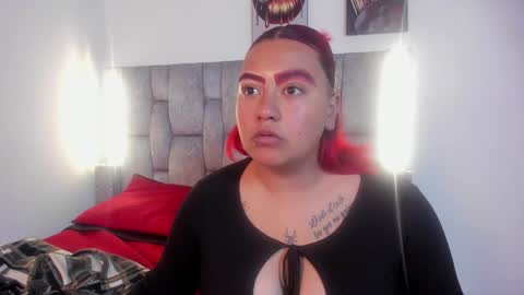 Yara  online show from December 2, 3:32 pm