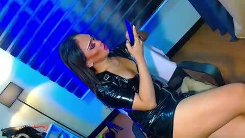 miss yasii online show from January 5, 5:27 pm