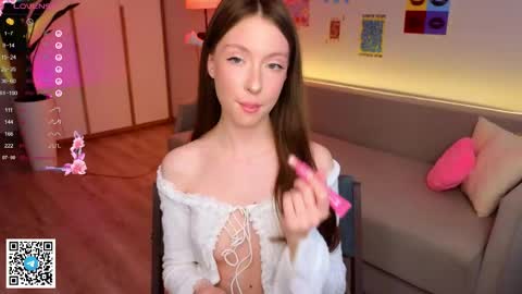 Yasmin online show from June 6, 7:14 am