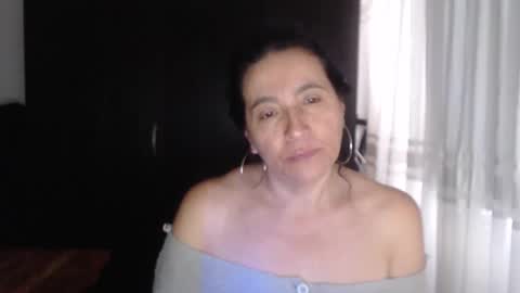 yasmin_love85 online show from December 2, 5:21 pm