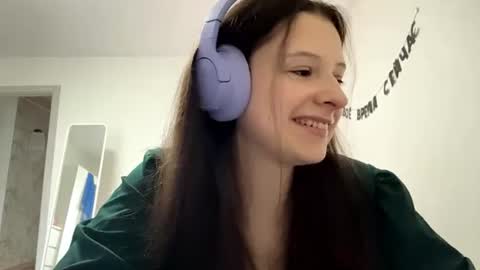 Aurora online show from June 16, 11:58 am