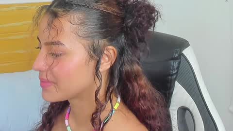 yaya23x online show from January 25, 3:09 pm