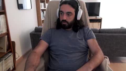 yeeaahoo online show from March 22, 9:35 am