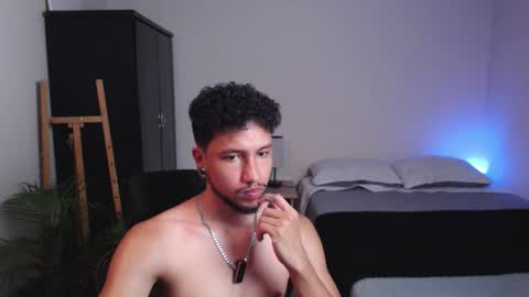 yeff online show from March 7, 2:22 am