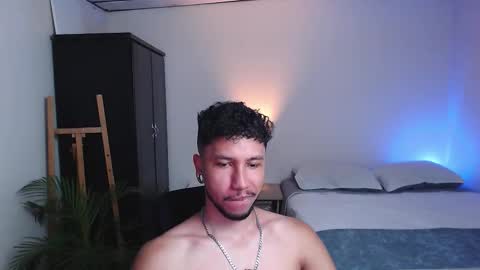 yeff online show from March 20, 1:21 am