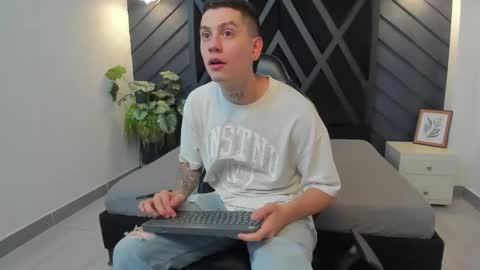 YEIKO ROMERO online show from February 26, 5:31 pm